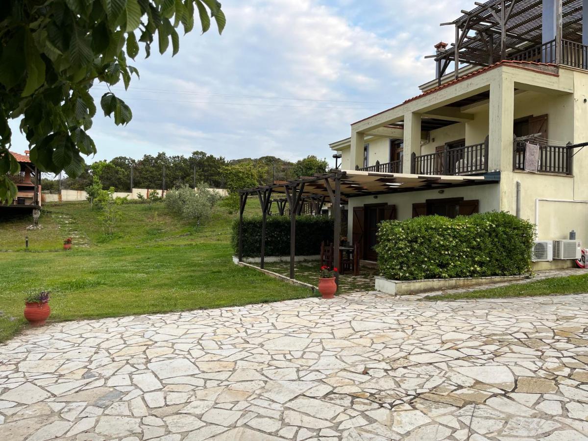 Guesthouse Kaliepia Ierissos Exterior photo